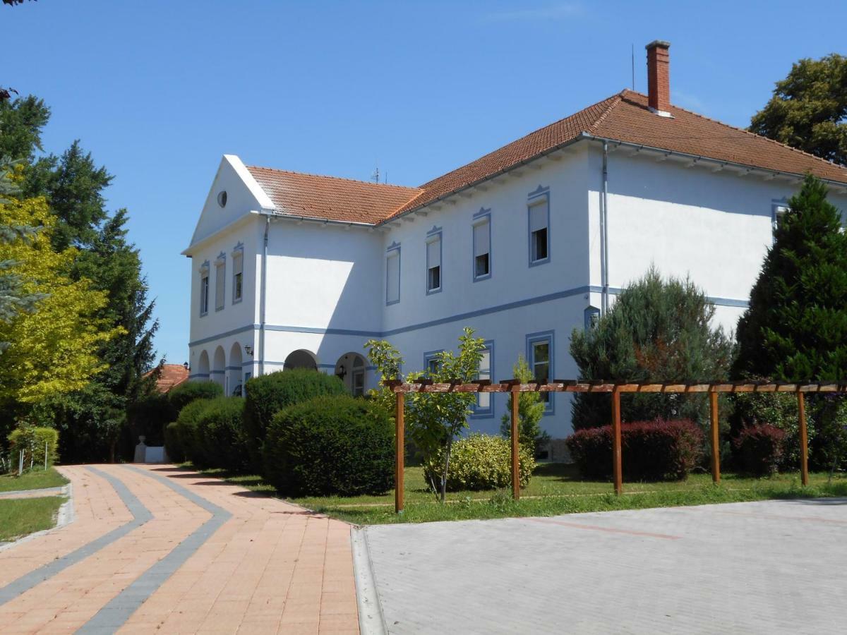 Fabianics Kastely Misefa B&B 외부 사진